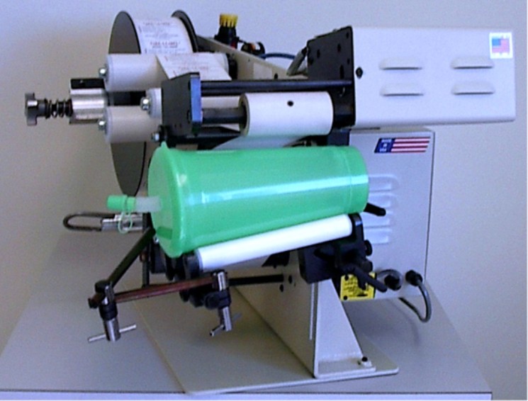 Semi-Automatic Round Product Labeling Equipment